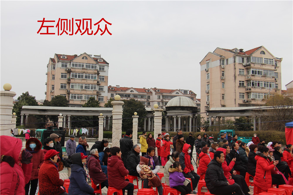 16、左侧观众.jpg