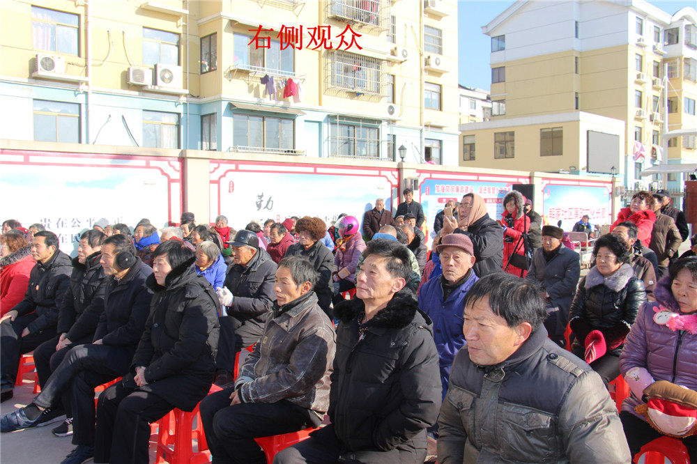 17、右侧观众.jpg