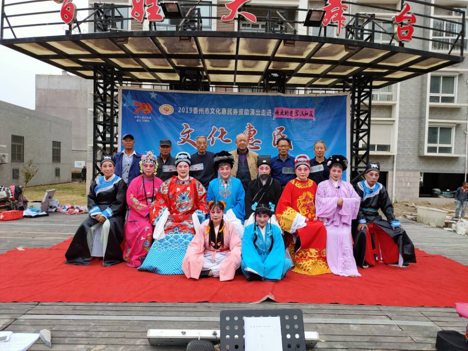 合影.jpg