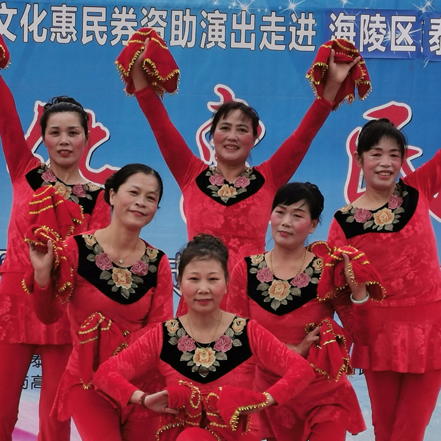 舒心的日子让你亲个够_副本.jpg