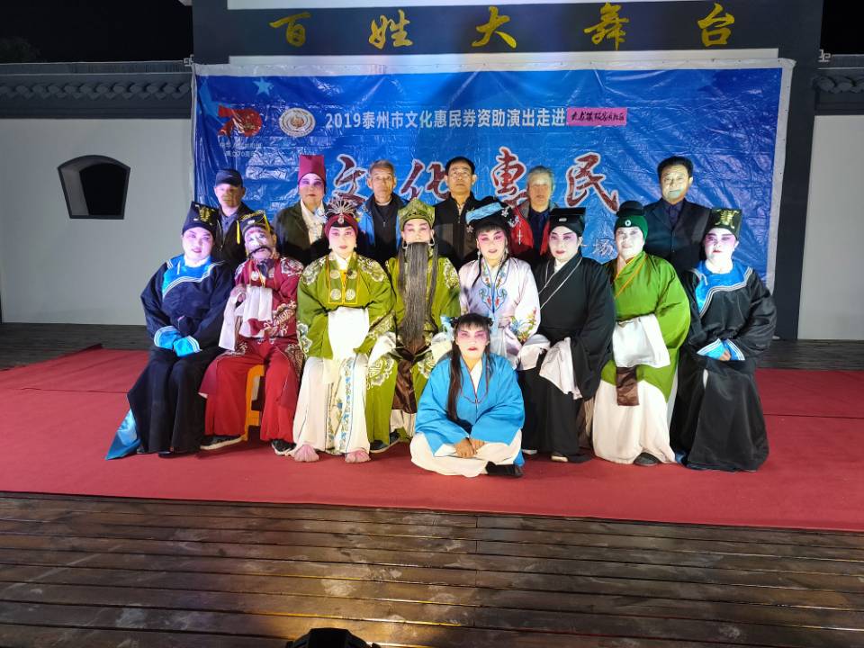 合影.jpg
